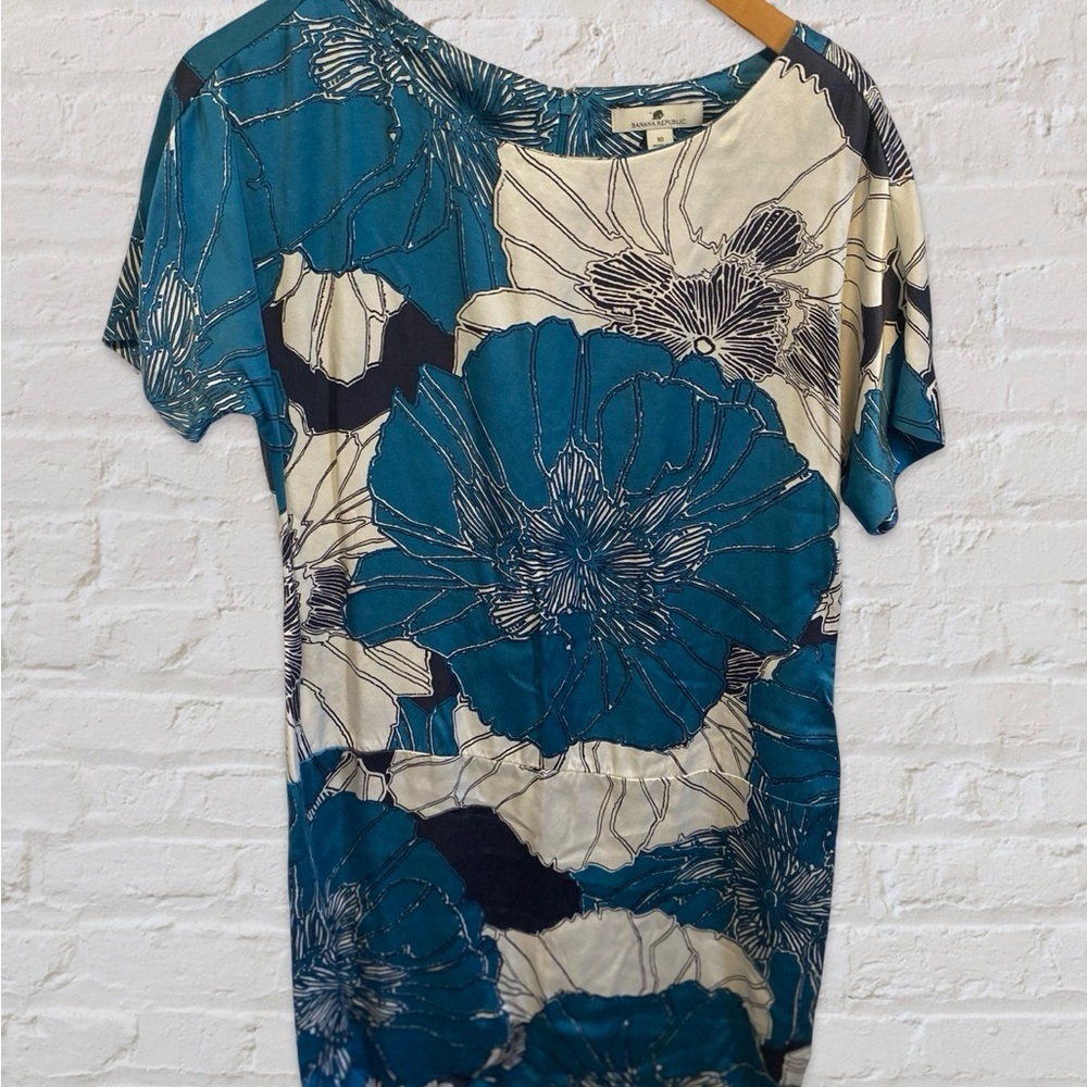 Banana Republic Floral Blue and Cream Women's Top Size 10 GUC